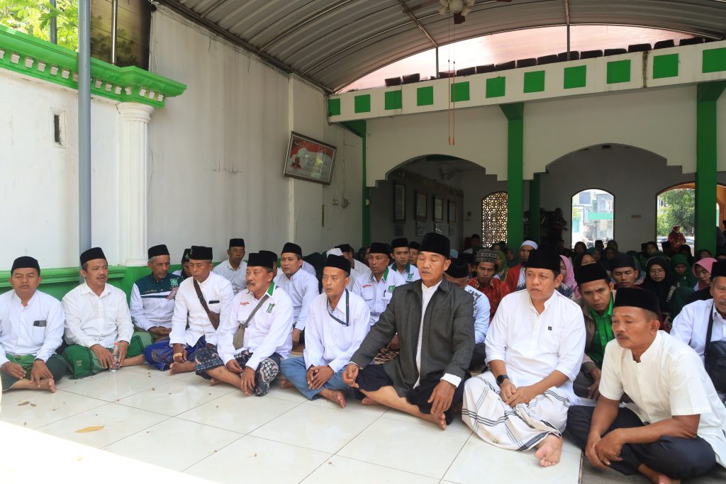 DPC PKB Sidoarjo menggelar Napak Tilas Mu’assis PKB dalam rangka memperingati haul KH Abdurrahman Wahid (Gus Dur) sebagai penguatan nilai perjuangan, kebangsaan, dan kemanusiaan.